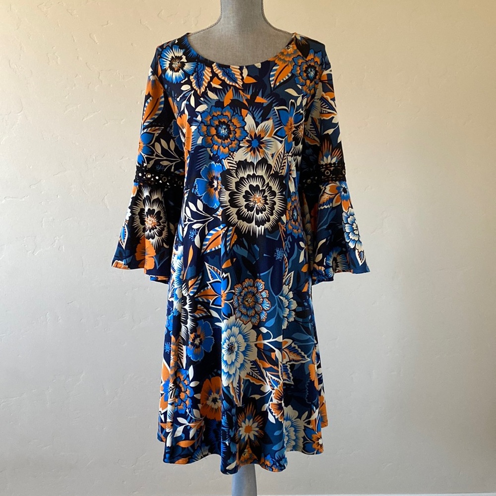 NY Collection MIDI dress with 3/4 Bell sleeves